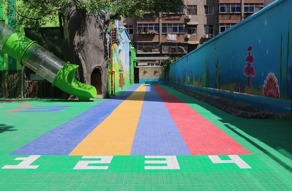 幼兒園懸浮地板上面可以停車行車嗎？